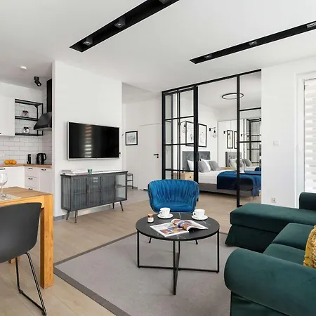 Luxury With Parking And Balcony In The Center By Renters Prestige *