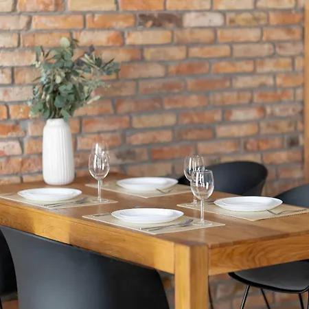 Luxury With Parking And Balcony In The Center By Renters Prestige Apartament *
