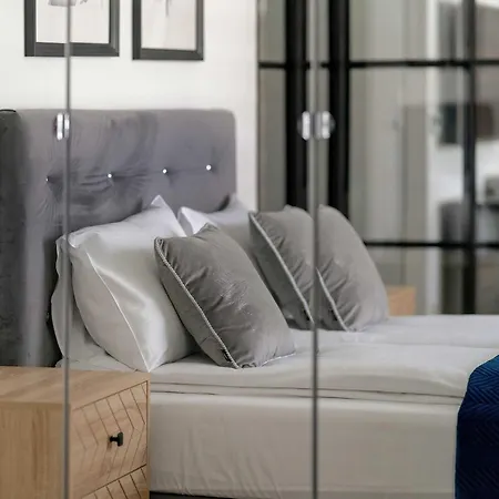 Apartament Luxury With Parking And Balcony In The Center By Renters Prestige Poznań